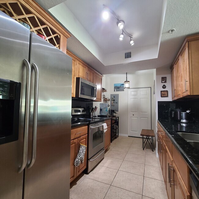 Photo - 3530 SW 22nd St Unidad 710