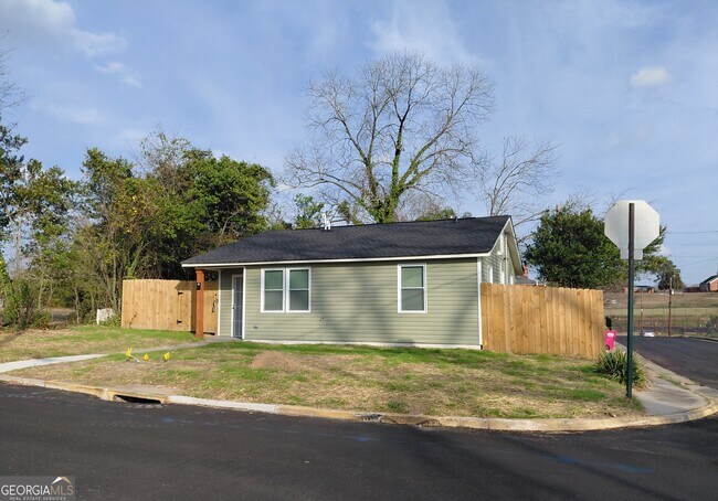 Building Photo - 344 Blossom Ave