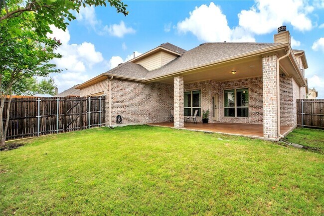 Photo - 1807 Drake Dr