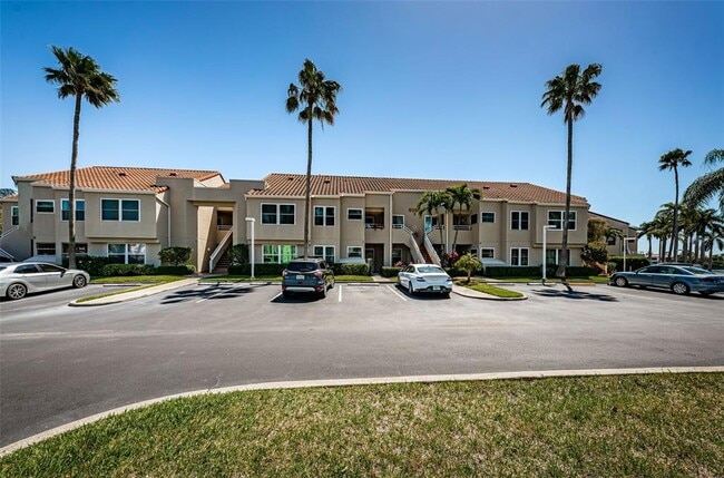 Building Photo - 6080 Bahia Del Mar Cir Unit 111 Rental
