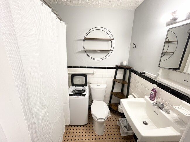 Photo - 538 N Main St Unit 403