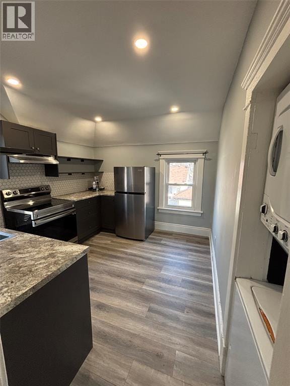 Photo - 226 Vidal St S