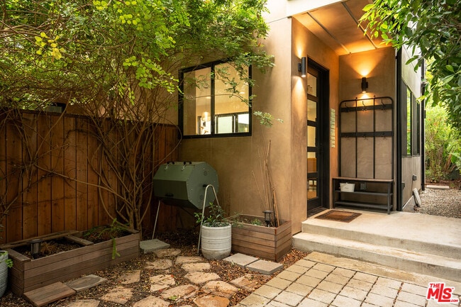 Photo - 4118 Higuera St