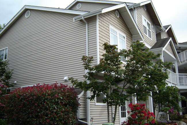Building Photo - 5400 Harbour Pointe Blvd Unit H-101