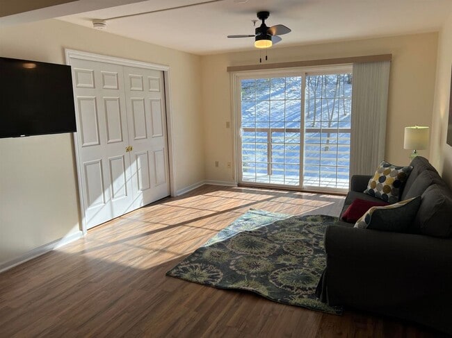 Photo - 267 Hildred Dr