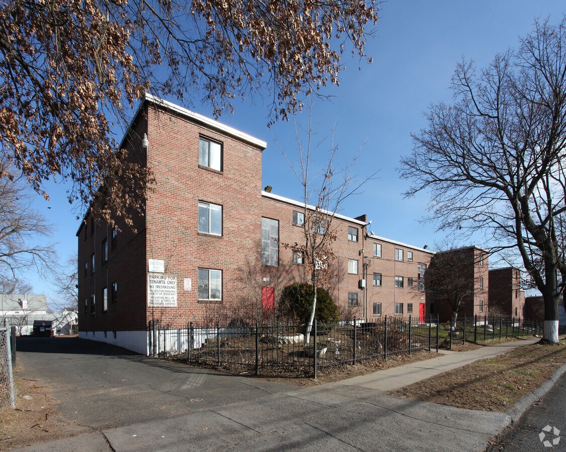 150 - 180 Earle St - 150-180 Earle St Apartments