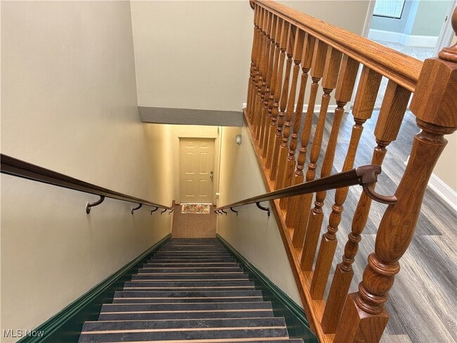 Photo - 158 N Broadway St Unit Upper