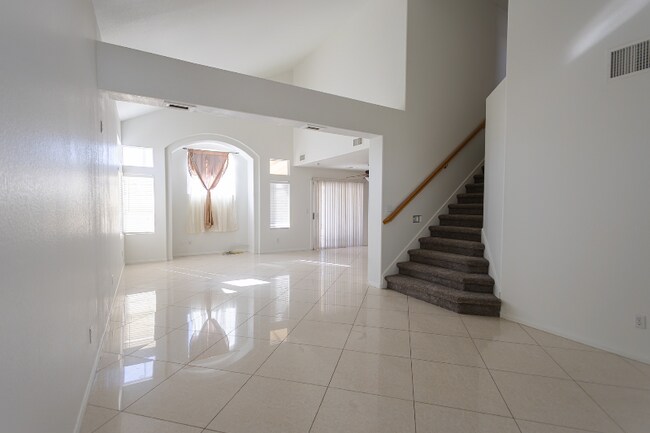 Photo - 7873 Laurelton Pl