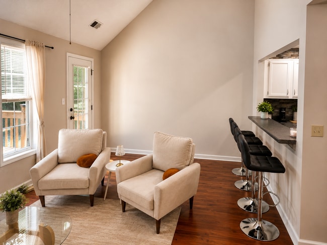 5162 Laurel Bridge Ct SE