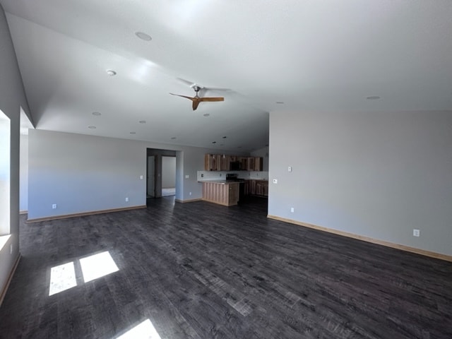 Photo - 404 W Walnut Ct