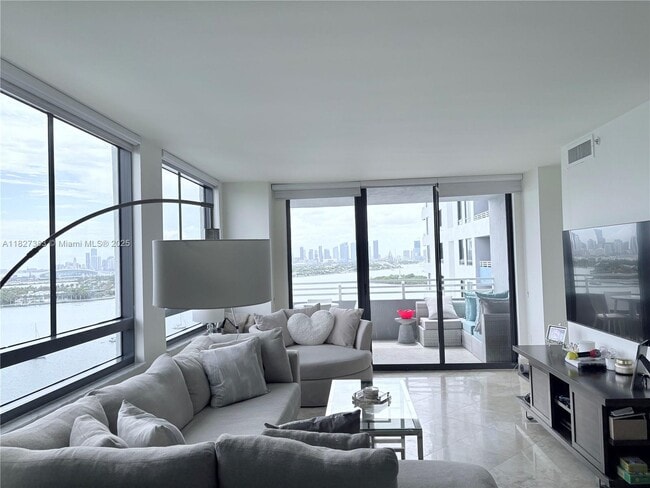 Photo - 1330 West Ave