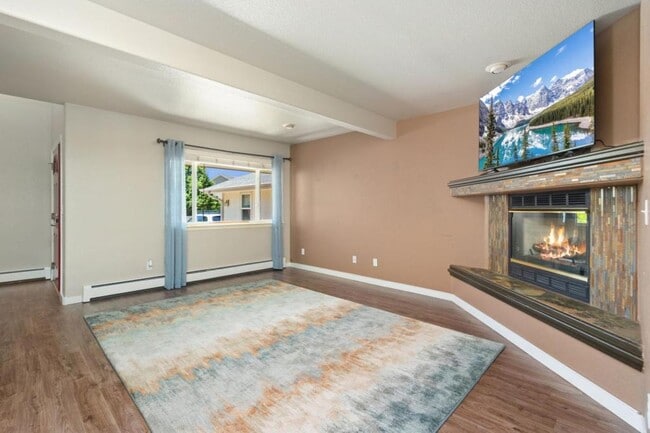 Photo - 226 S 3rd St