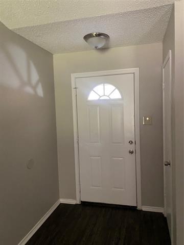 Photo - 822 Collins Blvd