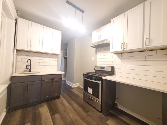 104 Romaine Ave 2 - 103 Romaine Ave Apartamentos Unidad 2