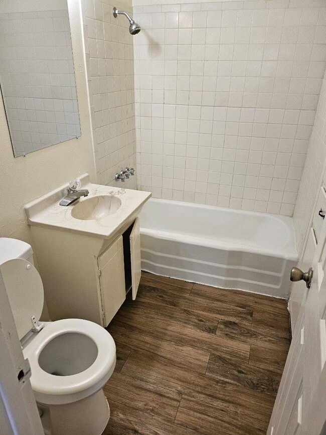 Photo - 221 Gayland Dr