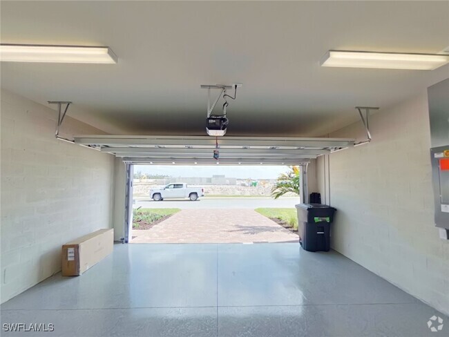 Building Photo - 12290 Canal Grande Dr Rental