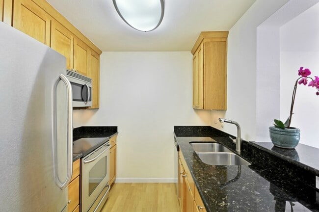 Photo - 514 142nd Ave SE