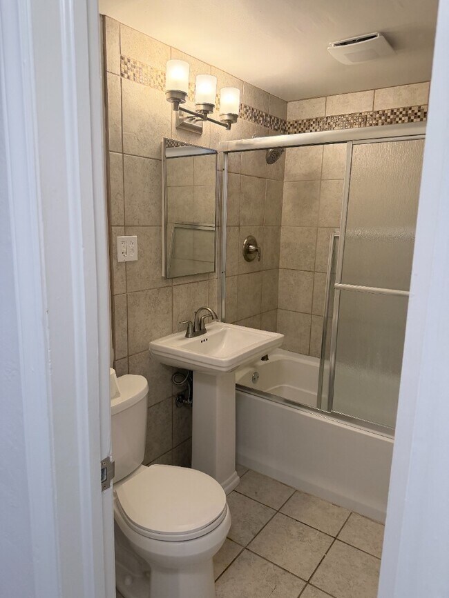 Photo - 1213 Gordon Ave Unit 1209 Gordon Ave