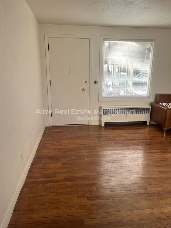 Photo - 130 SW Canyon Dr Unidad 4