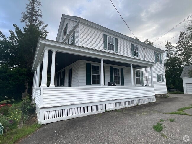 Building Photo - 2 Kittredge Sq Rental