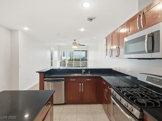 Photo - 4575 Dean Martin Dr Unit 911