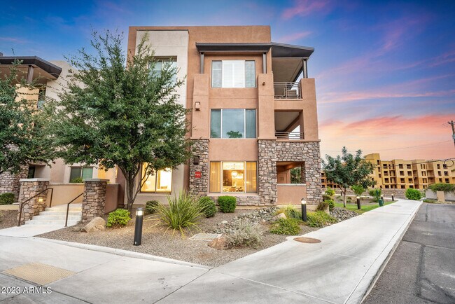 Photo - 4803 N Woodmere Fairway Unit 1011