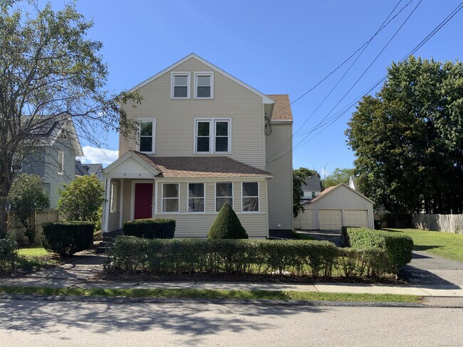 Building Photo - 9 Sherman Ave Rental