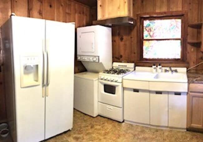 Photo - 1202 Sierra Blvd