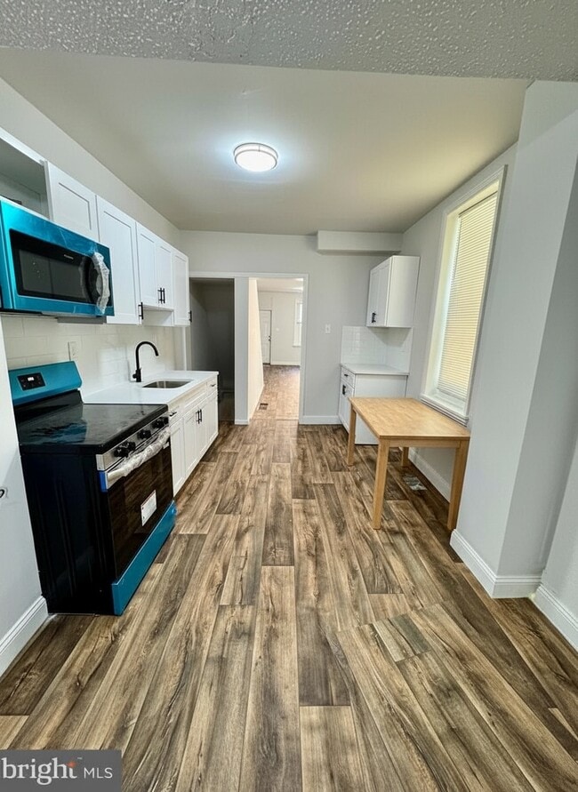 Photo - 3125 Ruth St