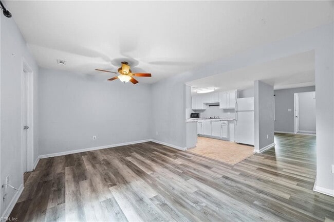 Photo - 394 Deputy Ln