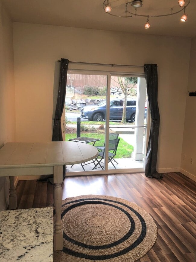 Photo - 2bd/2.5ba Duvall House