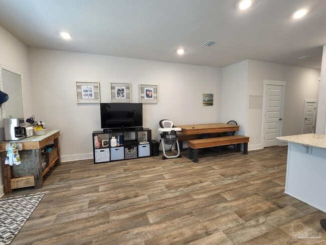 Photo - 8932 Brigade Trail