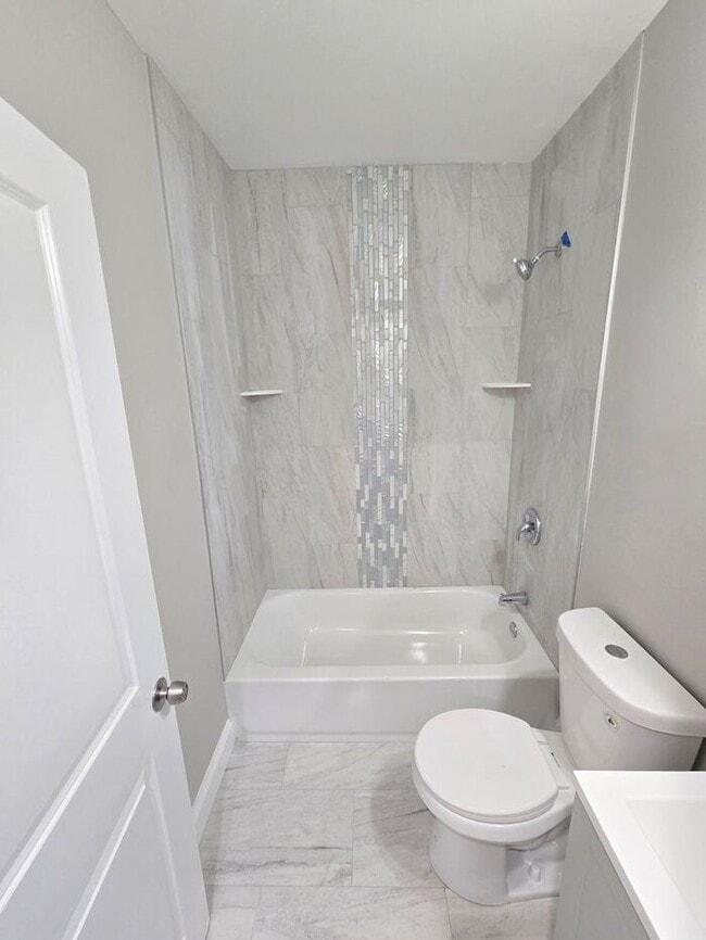 Photo - 3169 Ravenwood Ave