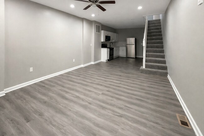 Photo - Beautiful 2BR + Den Home with 2 Baths, Modern Kitchen & Central AC