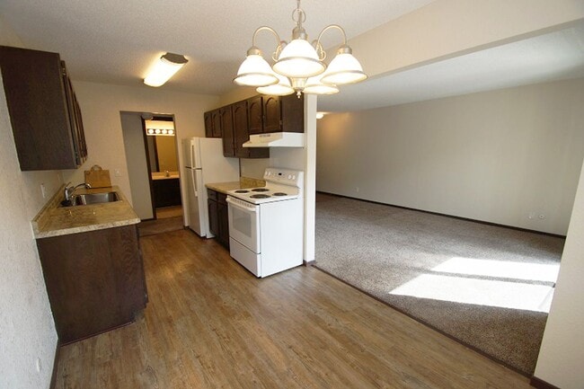 Building Photo - Spacious Two Bedroom Classic Appaloosa Suite Unit 316