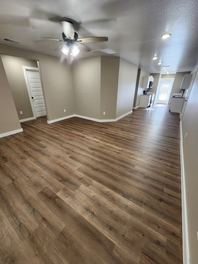 Photo - 3 bed 2 bath home, 1 car garage