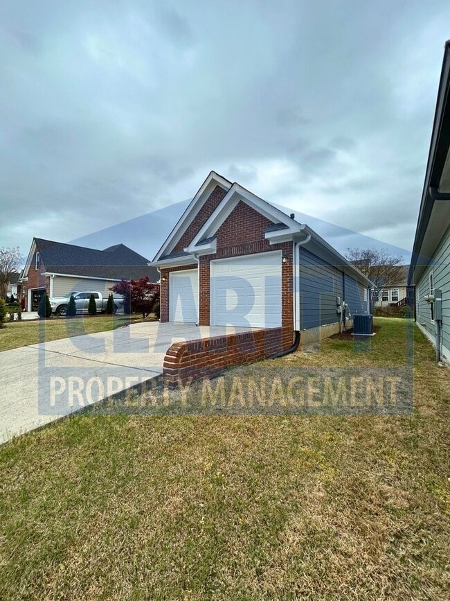 Photo - Beautiful 3-bedroom home!