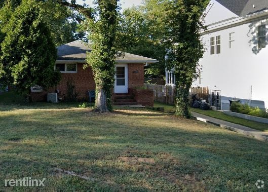 Building Photo - 4433 16th St N Rental