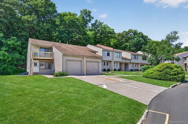 Photo - 202 Concord Ln