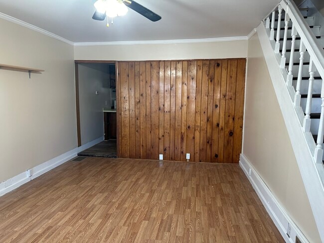 Photo - 119 W Halley St House