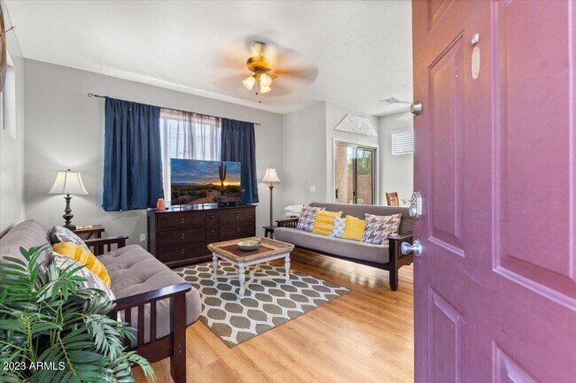 4066 E Melinda Ln