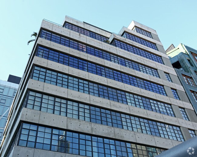 Photo - 508 W 24th St