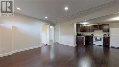 8632 84 St