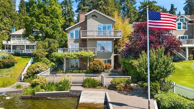 Photo - 3bd/3.5ba Mercer Island Home