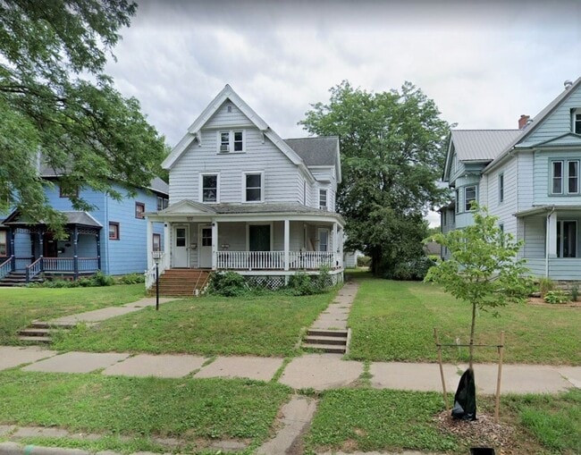 Building Photo - 1224 Ferry St Unit 1224