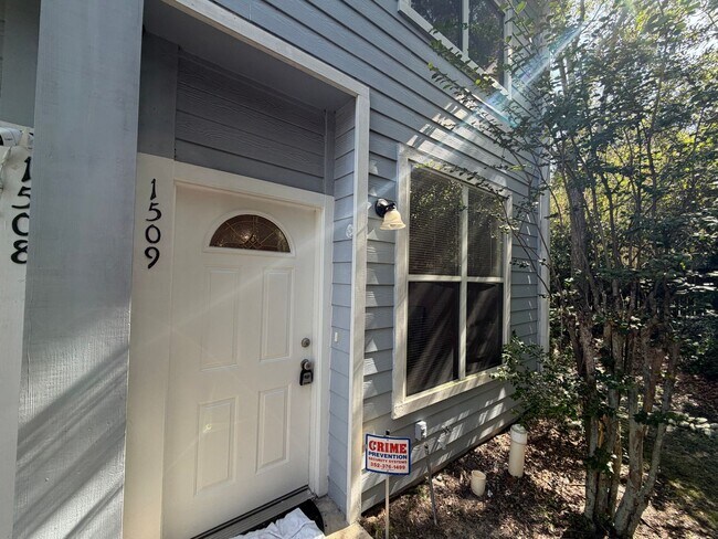 Photo - 3880 SW 20th Ave
