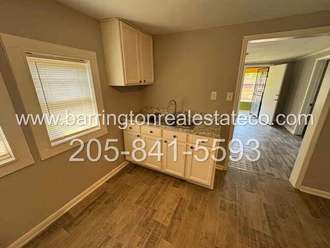 3321 Willard Ave SW