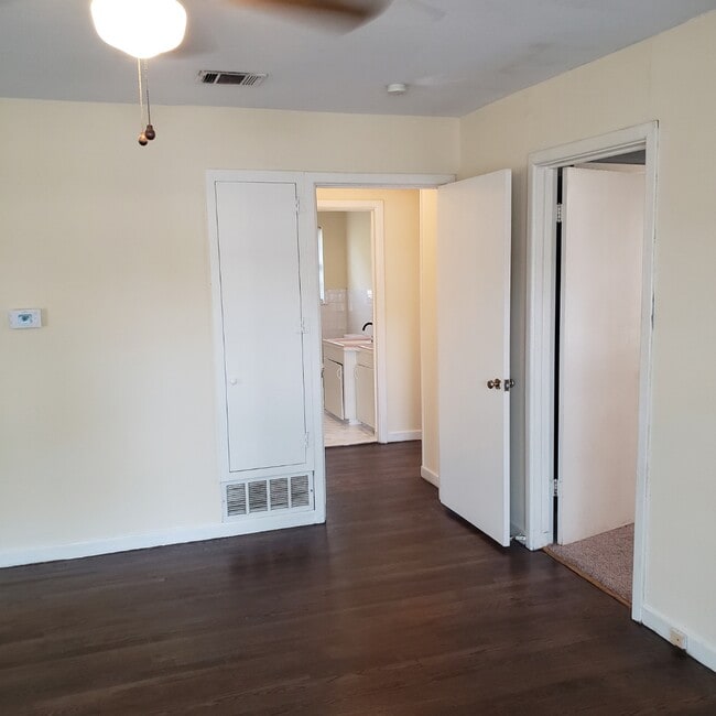 Photo - 1014 Randall St