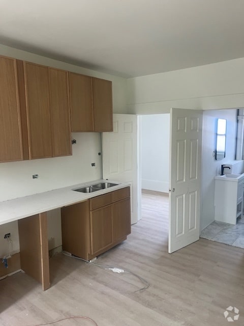 Building Photo - 2301 N Leavitt St Unit #  02R Rental