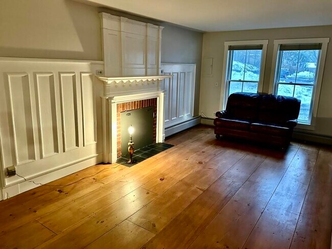 Photo - 43 Pleasant St